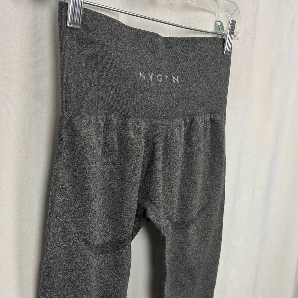 NVGTN Cold Brew Viral Contour Seamless Leggings - Size Medium - Picture 11 of 11